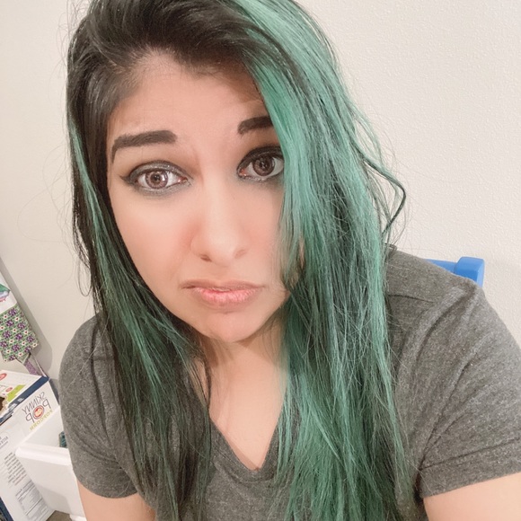 Meet your posher - Picture 1 of 4